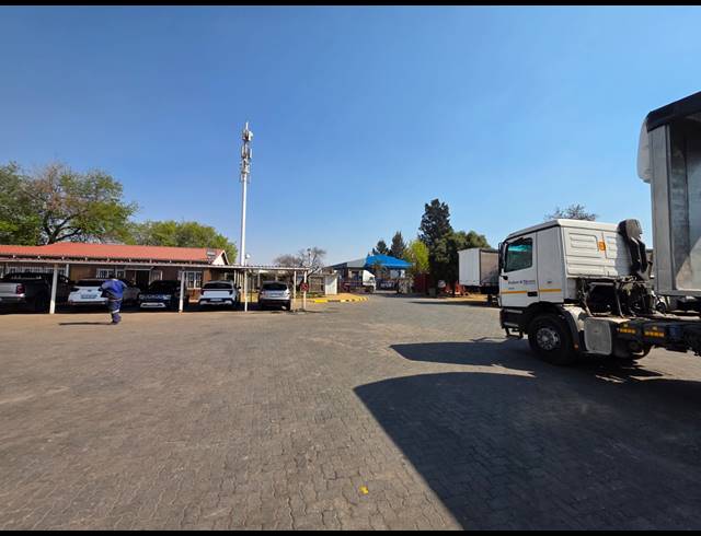 316M² WAREHOUSE TO LET IN ALRODE